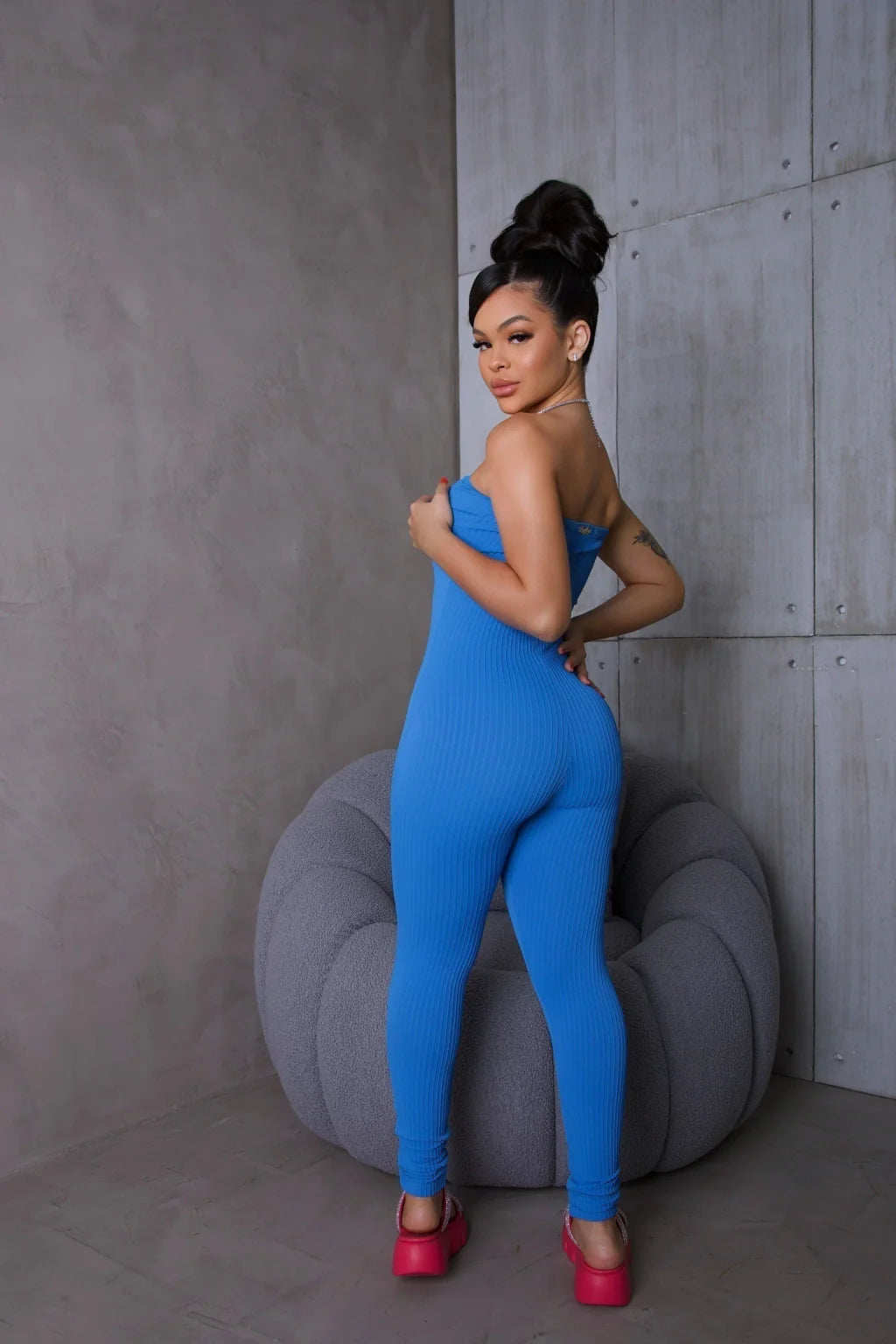 MACACÃO CANELADO TOMARA QUE CAIA