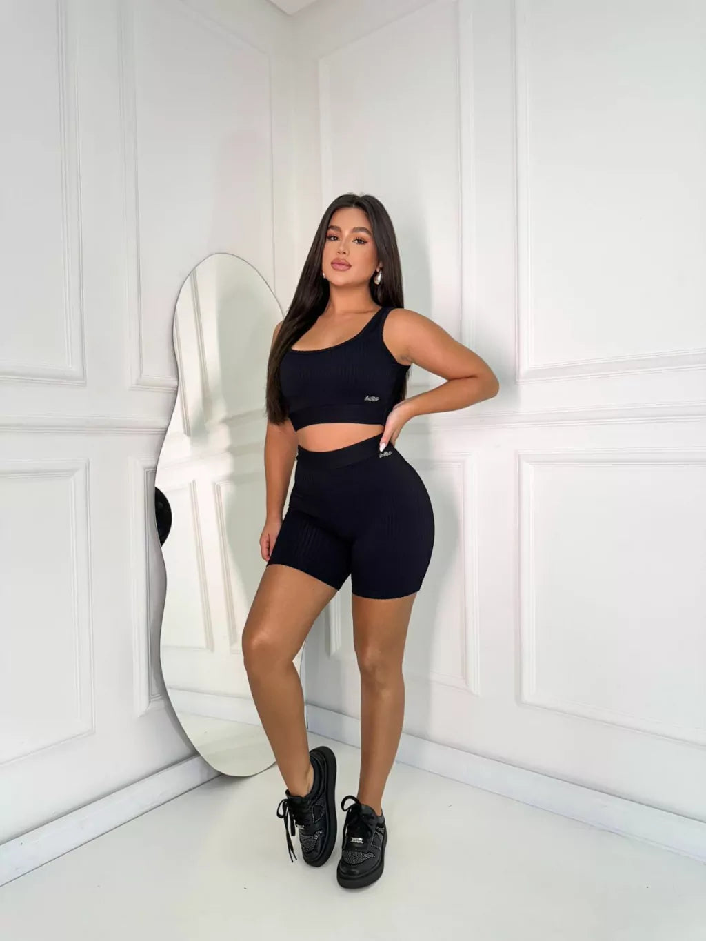 CONJUNTO SHORTS CANELADO 3D